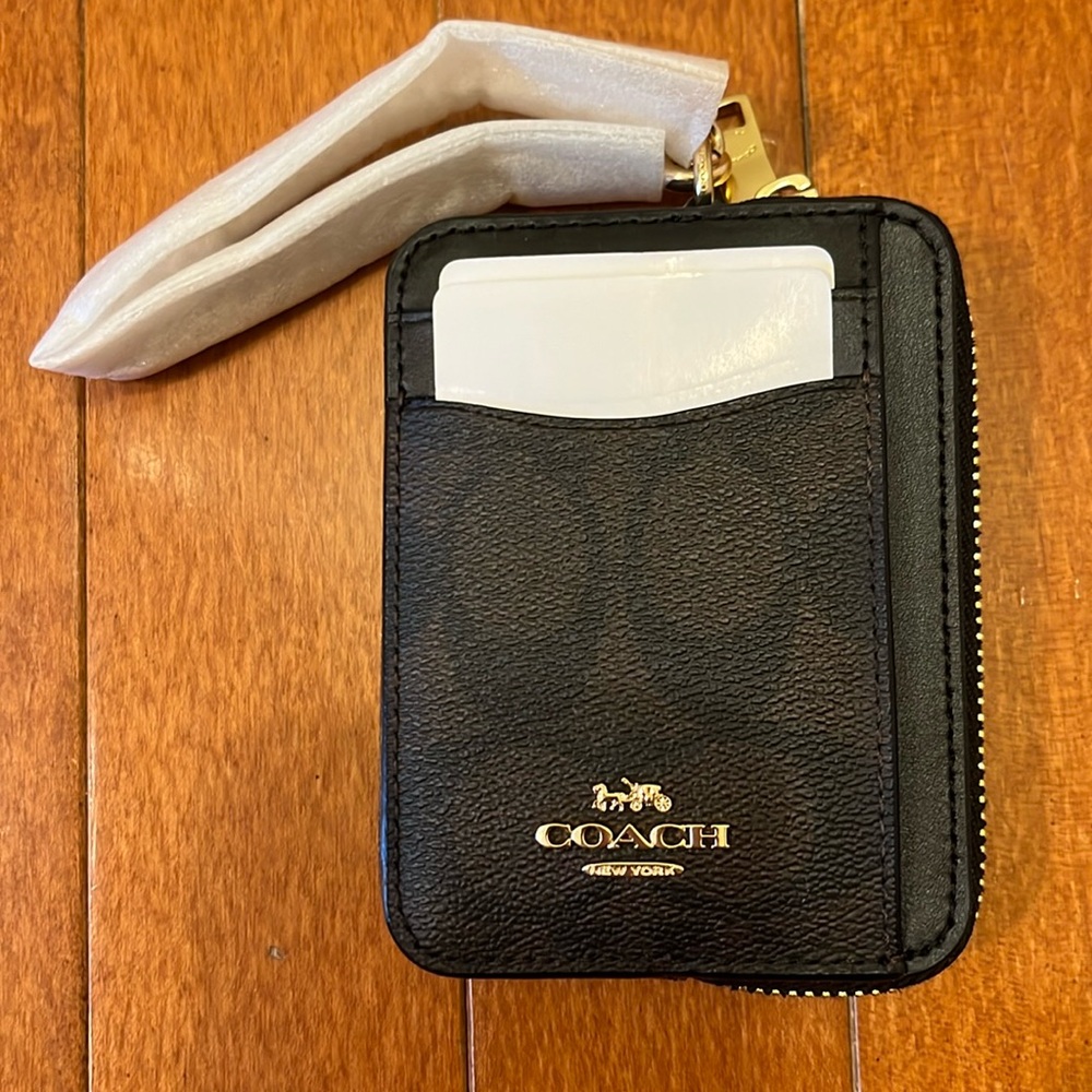NWT Coach Wristlet